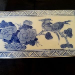 VINTAGE PORCELAIN JEWELRY BOX